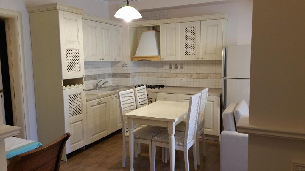 Laura'S Home Durrës 外观 照片